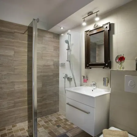 Arcadia - One-bedroom With Terrace And City View Διαμέρισμα *